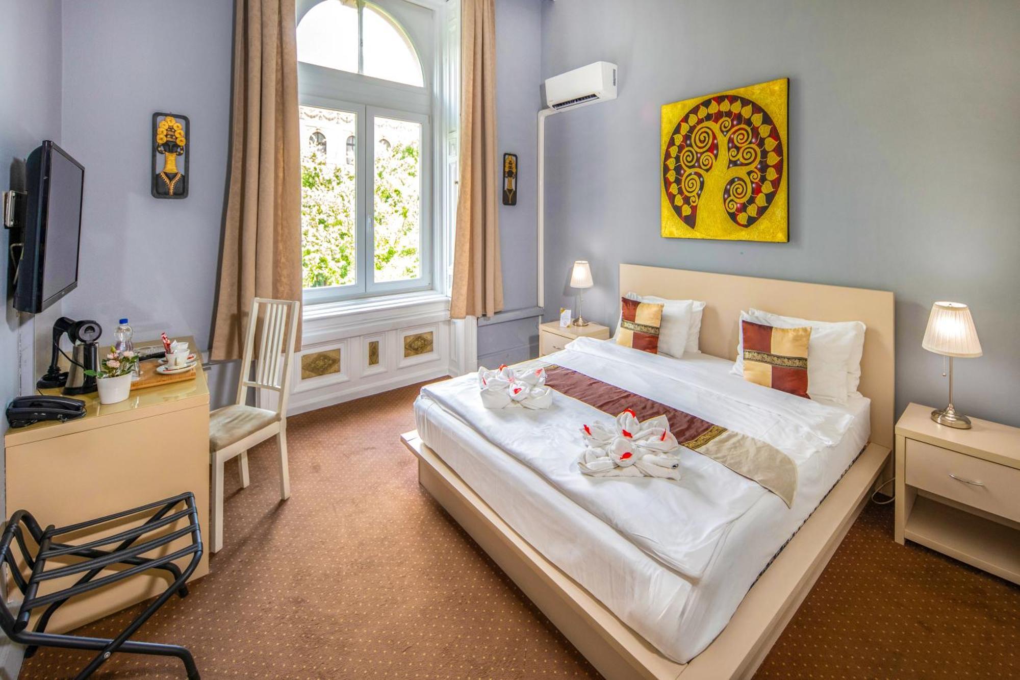 Andrassy Thai Hotel Βουδαπέστη Εξωτερικό φωτογραφία