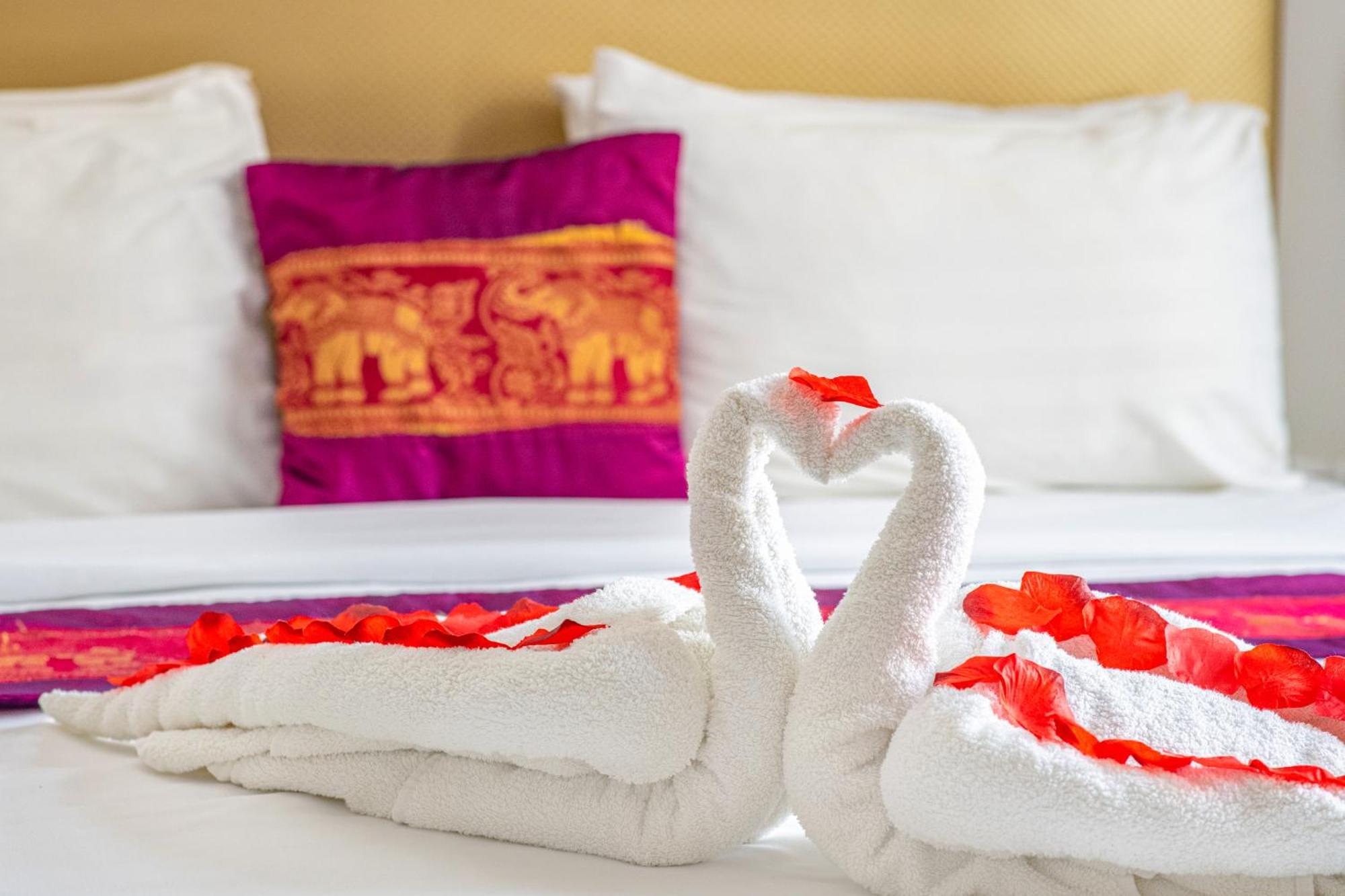 Andrassy Thai Hotel Βουδαπέστη Εξωτερικό φωτογραφία