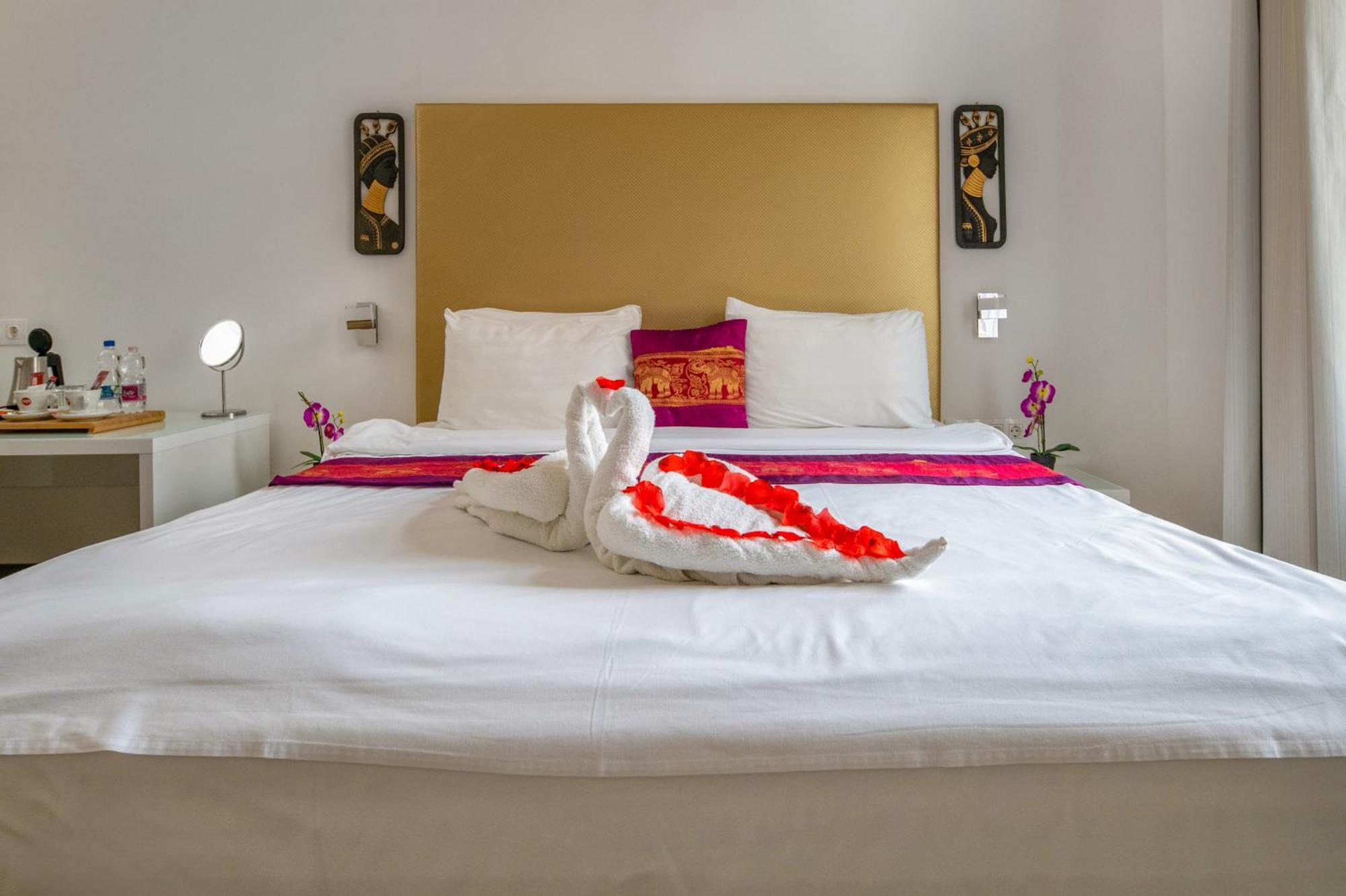 Andrassy Thai Hotel Βουδαπέστη Εξωτερικό φωτογραφία