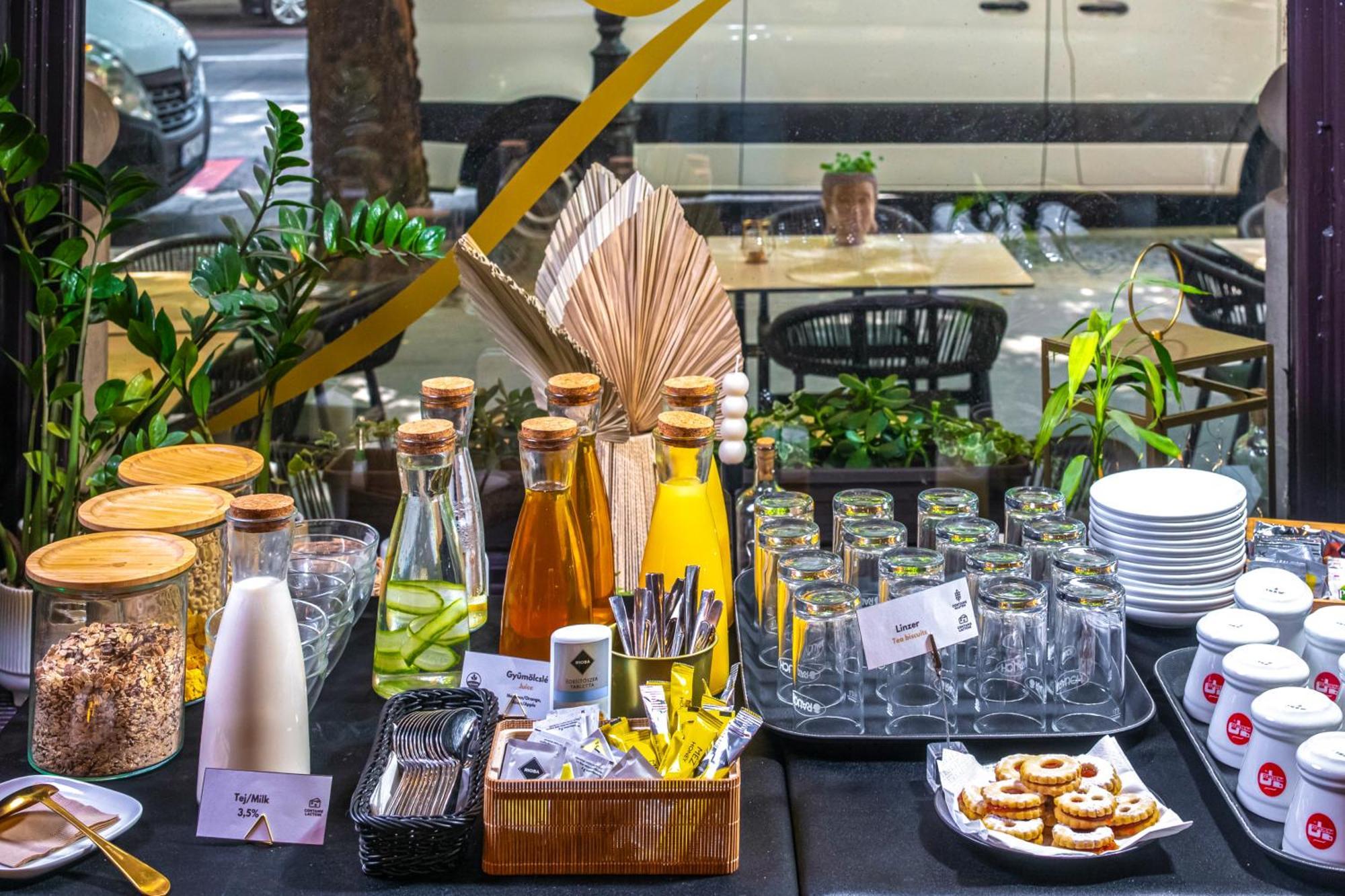 Andrassy Thai Hotel Βουδαπέστη Εξωτερικό φωτογραφία